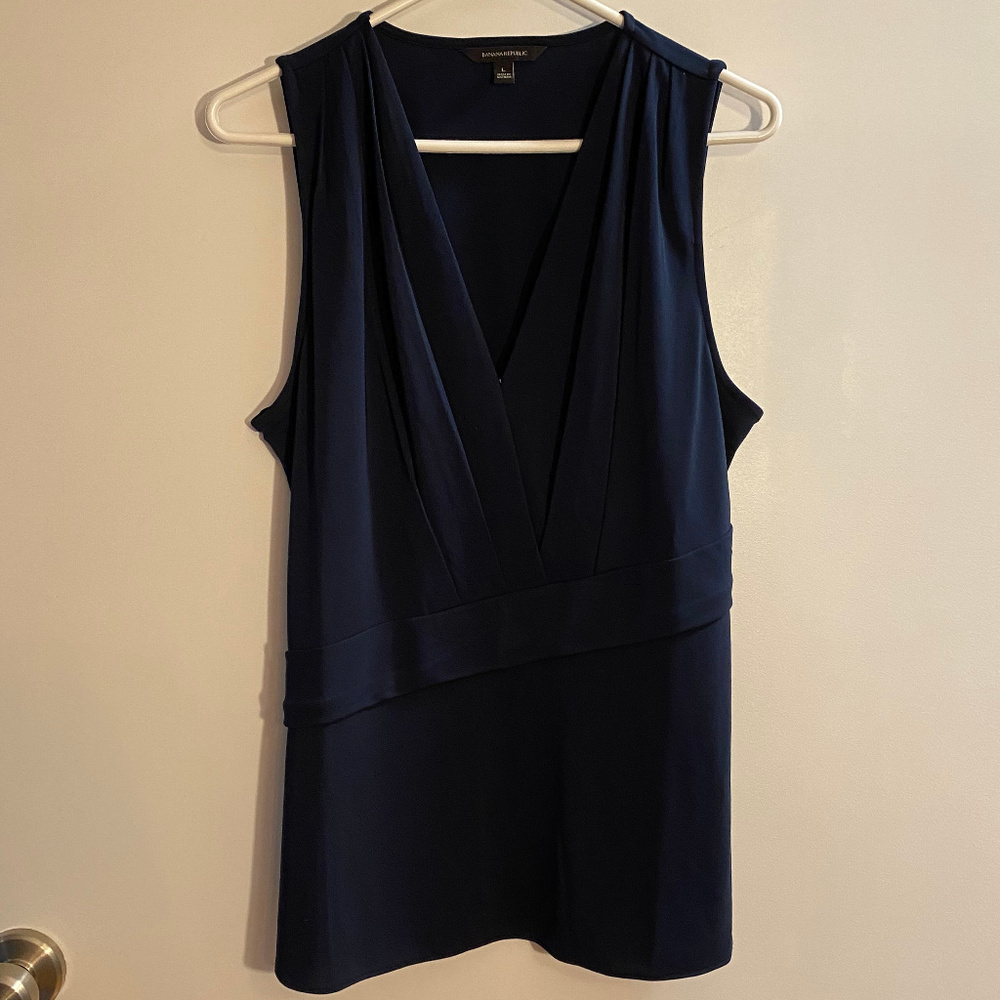 Banana Republic Crossfront Sleeveless Top SZ Large